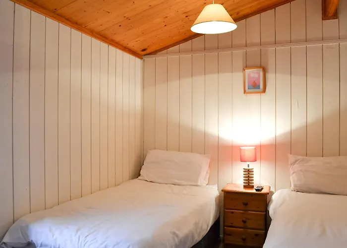 Cedar Lodge