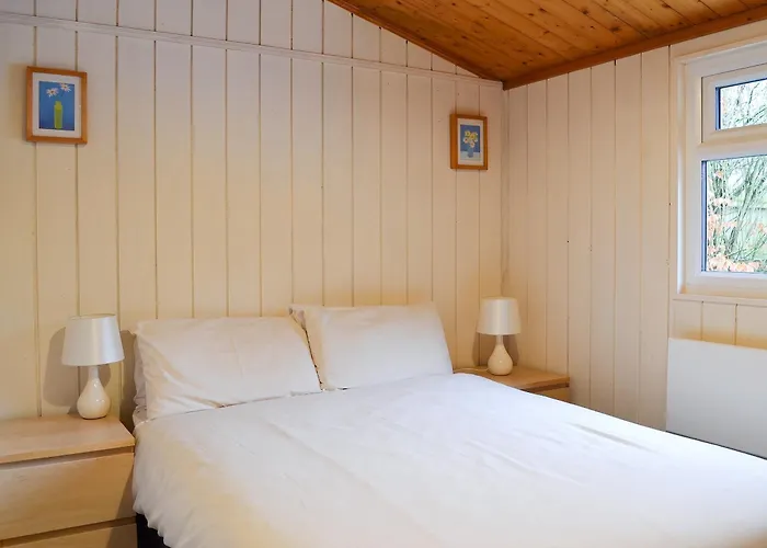 Cedar Lodge